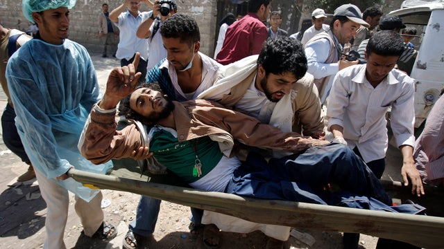 Yemen_violence_AP110920113385.jpg 