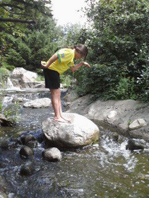 LOL-worthy "teapotting" photos - it's the new "planking" 