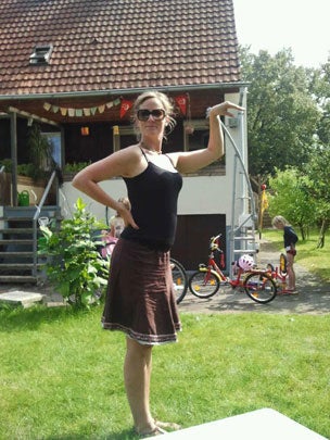 LOL-worthy "teapotting" photos - it's the new "planking" 