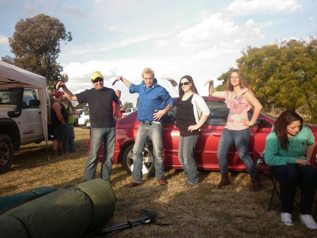 LOL-worthy "teapotting" photos - it's the new "planking" 