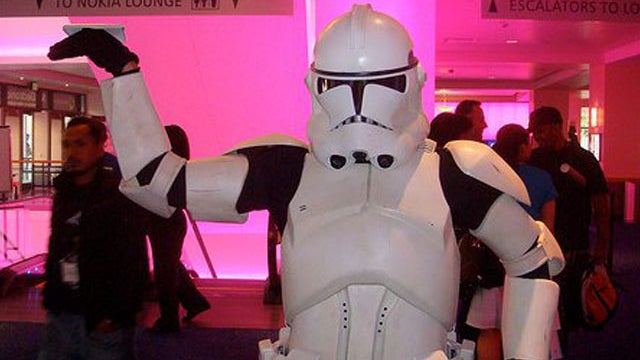 LOL-worthy "teapotting" photos - it's the new "planking" 