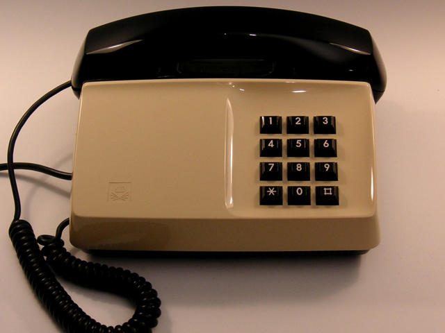 1990s telephone