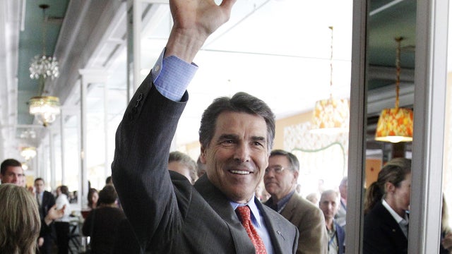 Perry_AP110924141077.jpg 