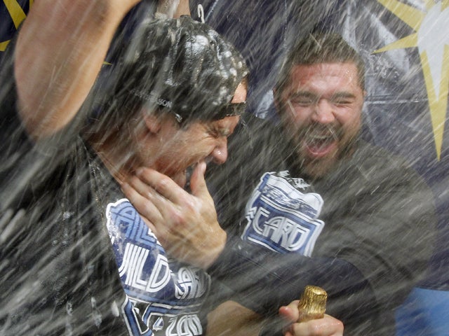 Evan Longoria and Kelly Shoppach celebrate 