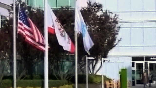 Apple campus flags at half staff after Jobs death 