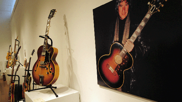 Richard Gere's guitar collection 