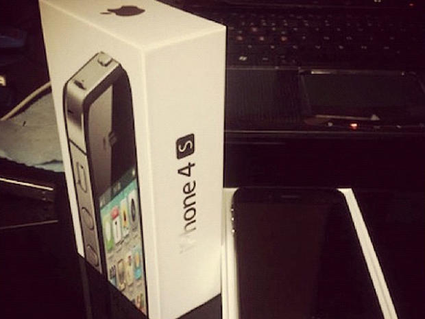 iPhone 4S has arrived, sort of 