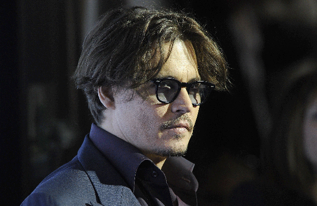 001-depp129197817.gif 