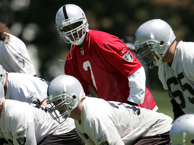 JaMarcus Russell calls a play 