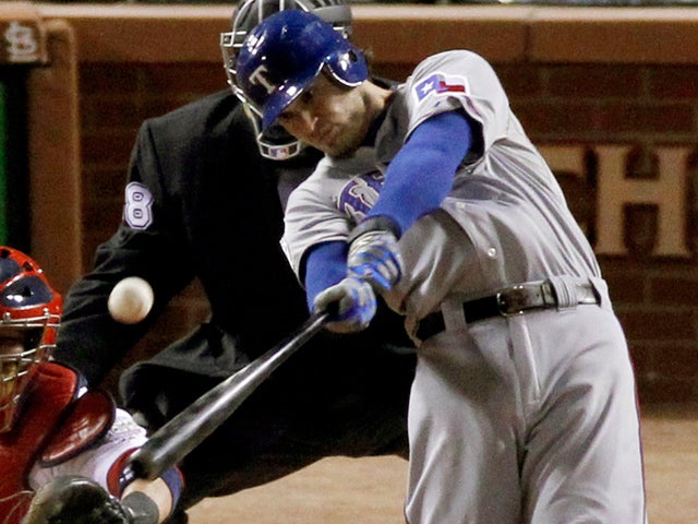 Ian Kinsler hits a RBI double  
