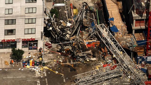 nyc-crane-collapse.jpg 