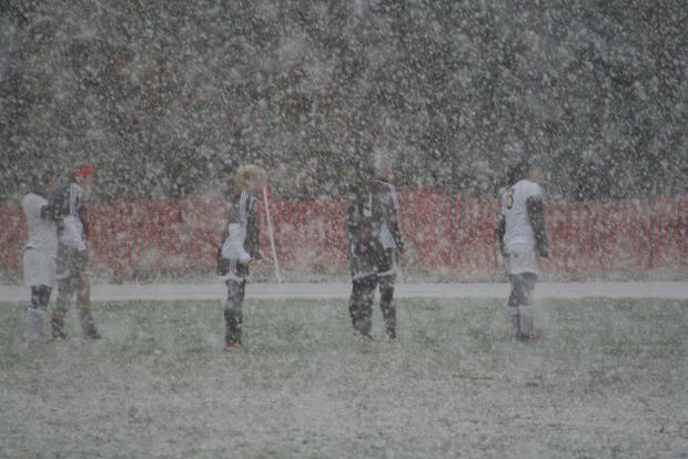 soccer-in-the-snow-018.jpg 