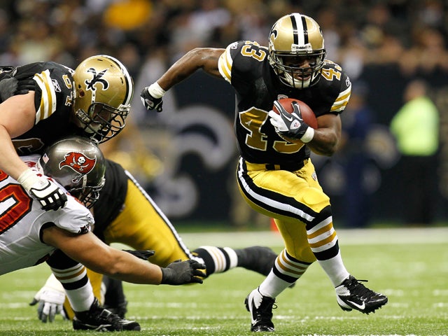 Darren Sproles rushes 