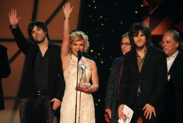 the-band-perry_132008709.jpg 