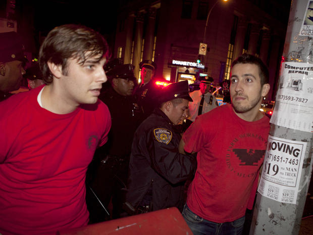 Occupy_Zuccotti_arrests_AP111115115623.jpg 