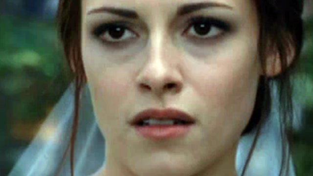 The Showbuzz: Breaking Dawn Pt. 1 