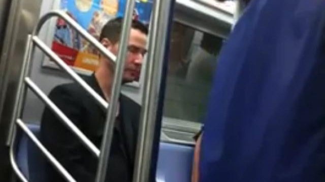 keanu reeves on subway 