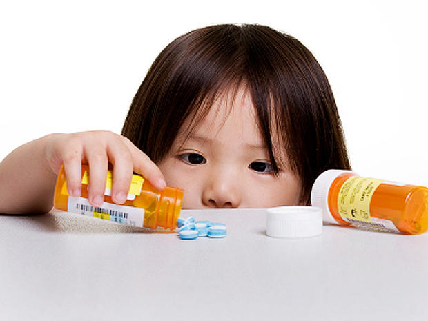 toddler, child, kid, baby, overdose, pill, accident, medication, stock, 4x3, medicine 