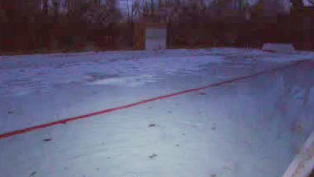 backyard-ice-rink-1214.jpg 