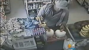 sledgehammerattack-CBS_MIAMI.jpg 