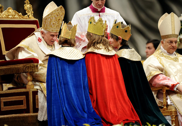 new-year-pope1.jpg 