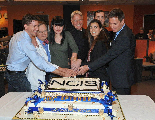 001-nvcis--group.gif 