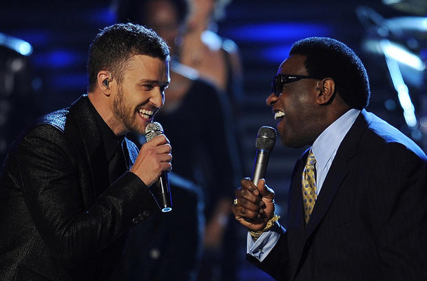 justin-timberlake-and-al-green-photo-credit-should-read-robyn-beckafpgetty-images-2009.jpg 