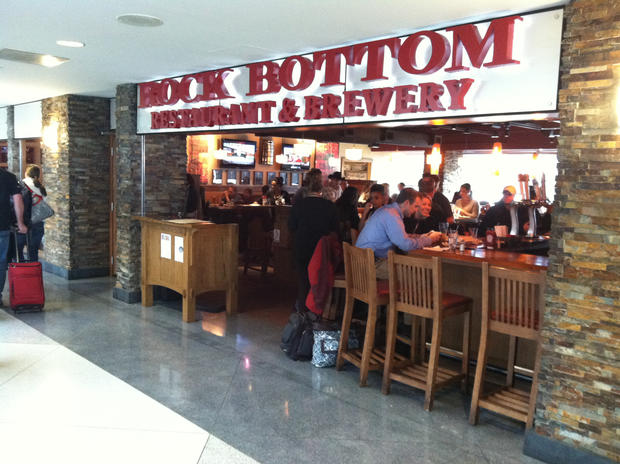 Rock Bottom Brewery At Denver International Airport 