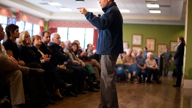 rick_perry-south_carolina-AP120110137193.JPG 