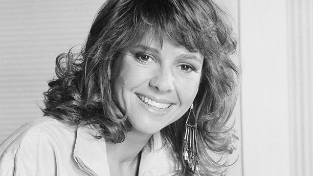 kristymcnichol.jpg 