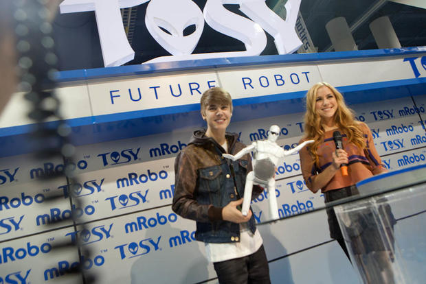 Justin Bieber visits TOSY Robotics at CES 