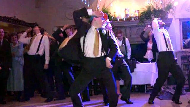 Groom_Dance_For_Bride_copy.jpg 