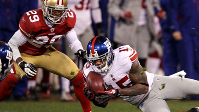 kyle-williams-fumble-giants-recover.jpg 
