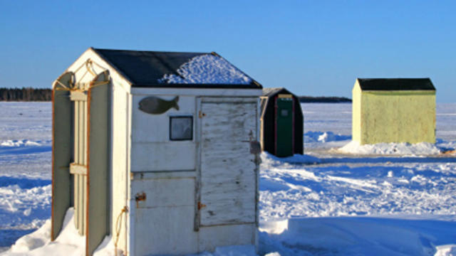 icefishinghut.jpg 