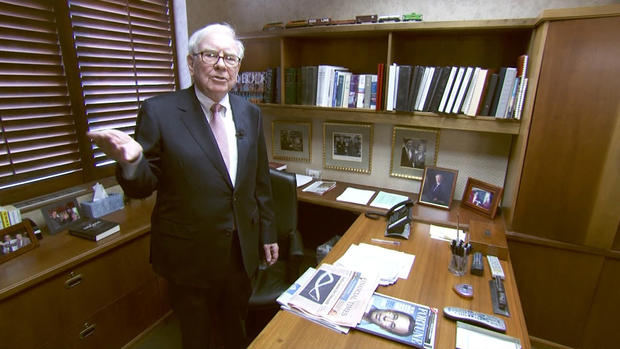 Warren Buffett gives "Person to Person" a tour of his Omaha office - where there are no computers 