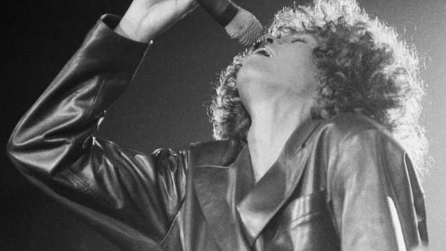 Whitney Houston's death overshadows Grammy Awards 