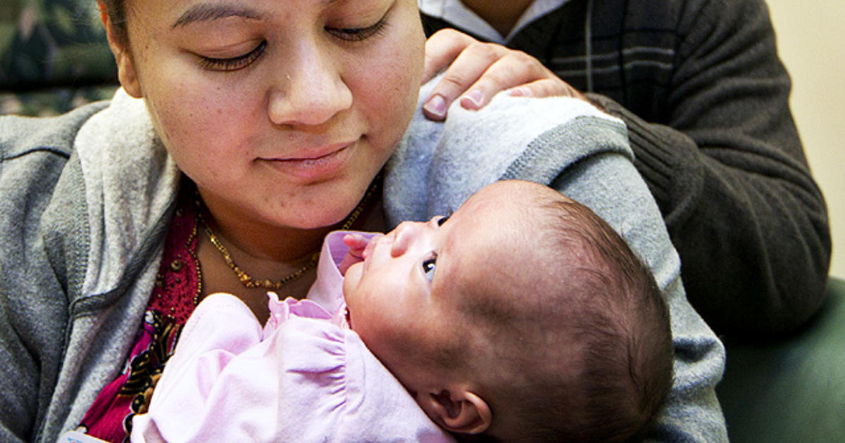 15-minute-old premature newborn receives pacemaker - CBS News