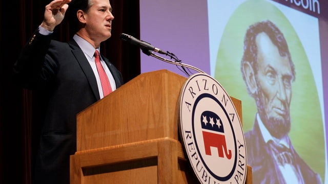 santorum-phoenix-AP120221162080.JPG 