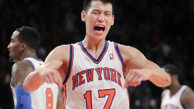 Jeremy Lin celebrates in the final moments 