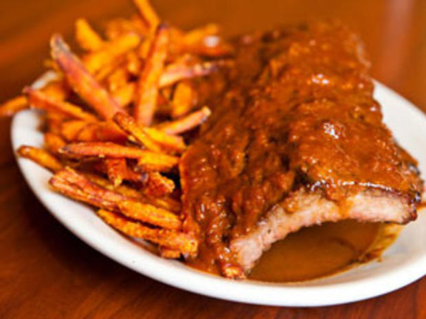 Lucky Devils Ribs and Fries 