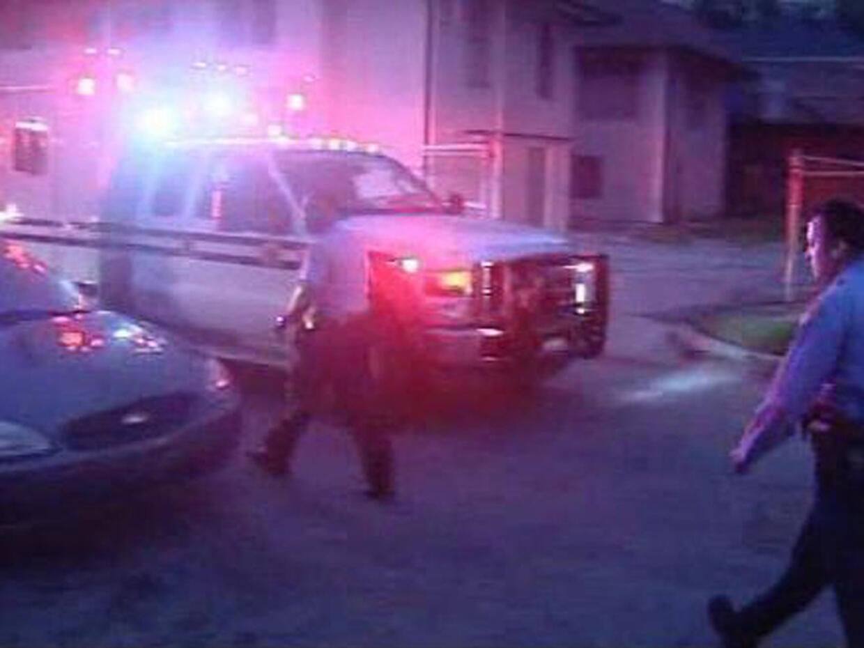 Two New Orleans police officers shot during traffic stop, 1 suspect ...