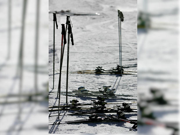 Skiing Ski Death Generic 