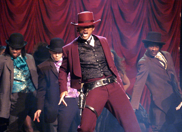 frank-micelotta-will-smith-performes-the-song-wild-wild-west-on-the-1999.jpg 