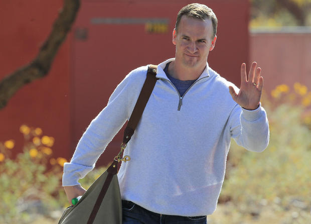 Peyton Manning  leaves the Arizona Cardinals training facility  