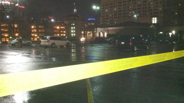 Indy-Teen-Shooting_20120318072401_640_480.JPG 