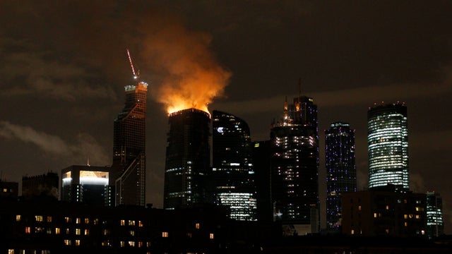 Moscow skyscraper blaze 