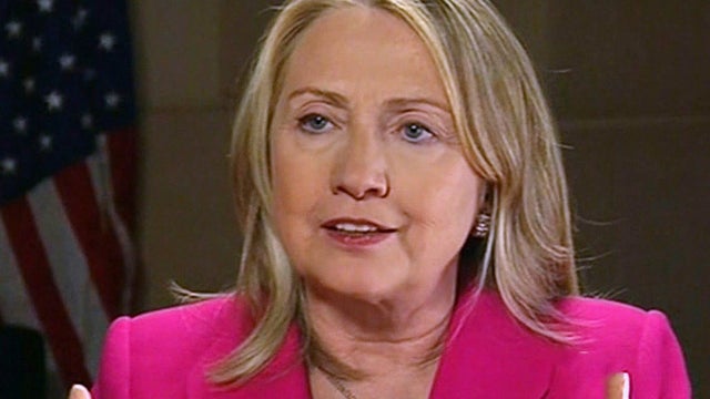 Clinton: Cracks beginning to form in Assad's regime 