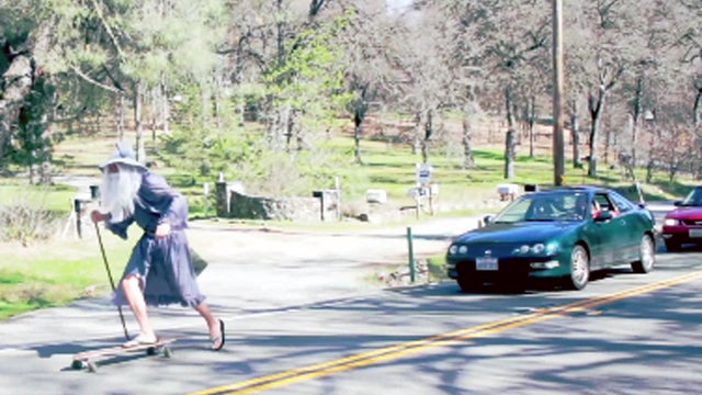 Gandalf_Longboarding_copy.jpg 