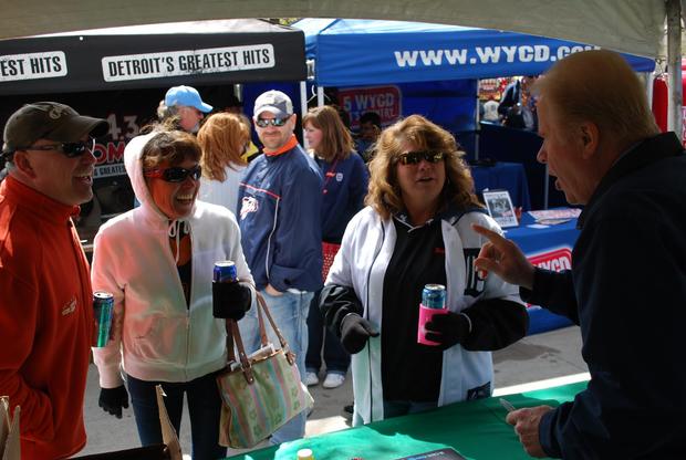 cbs-62-at-971-the-tickets-opening-day-block-party_023.jpg 
