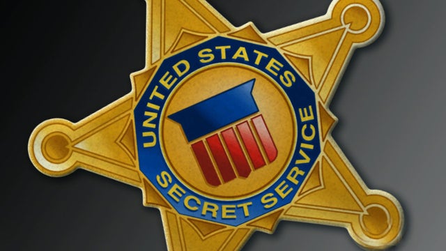 Secret Service agents lose clearance amid scandal 